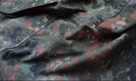 Stoff mit Camouflage Muster