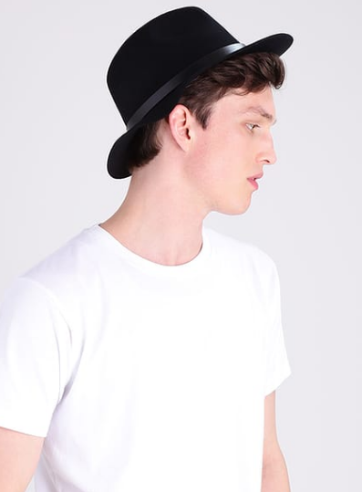 Whiteshirt Style mit Hut